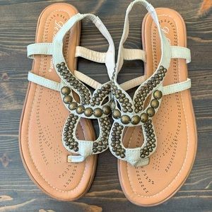 Women’s sandals